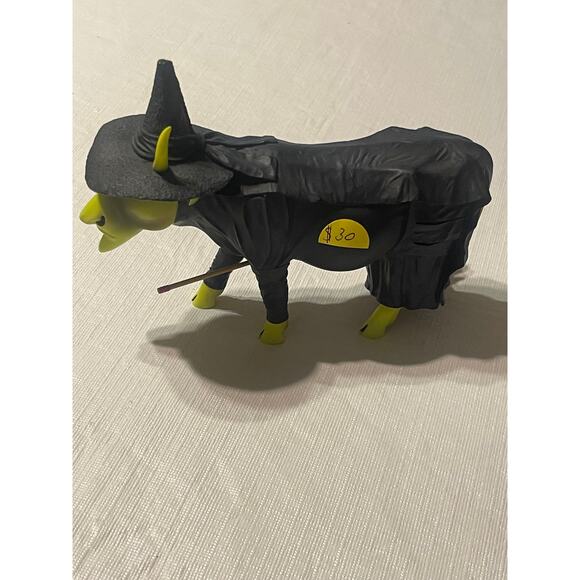 2002 Westland Giftware CowParade “Udderly Witched” – Wizard of Oz - Picture 1 of 3